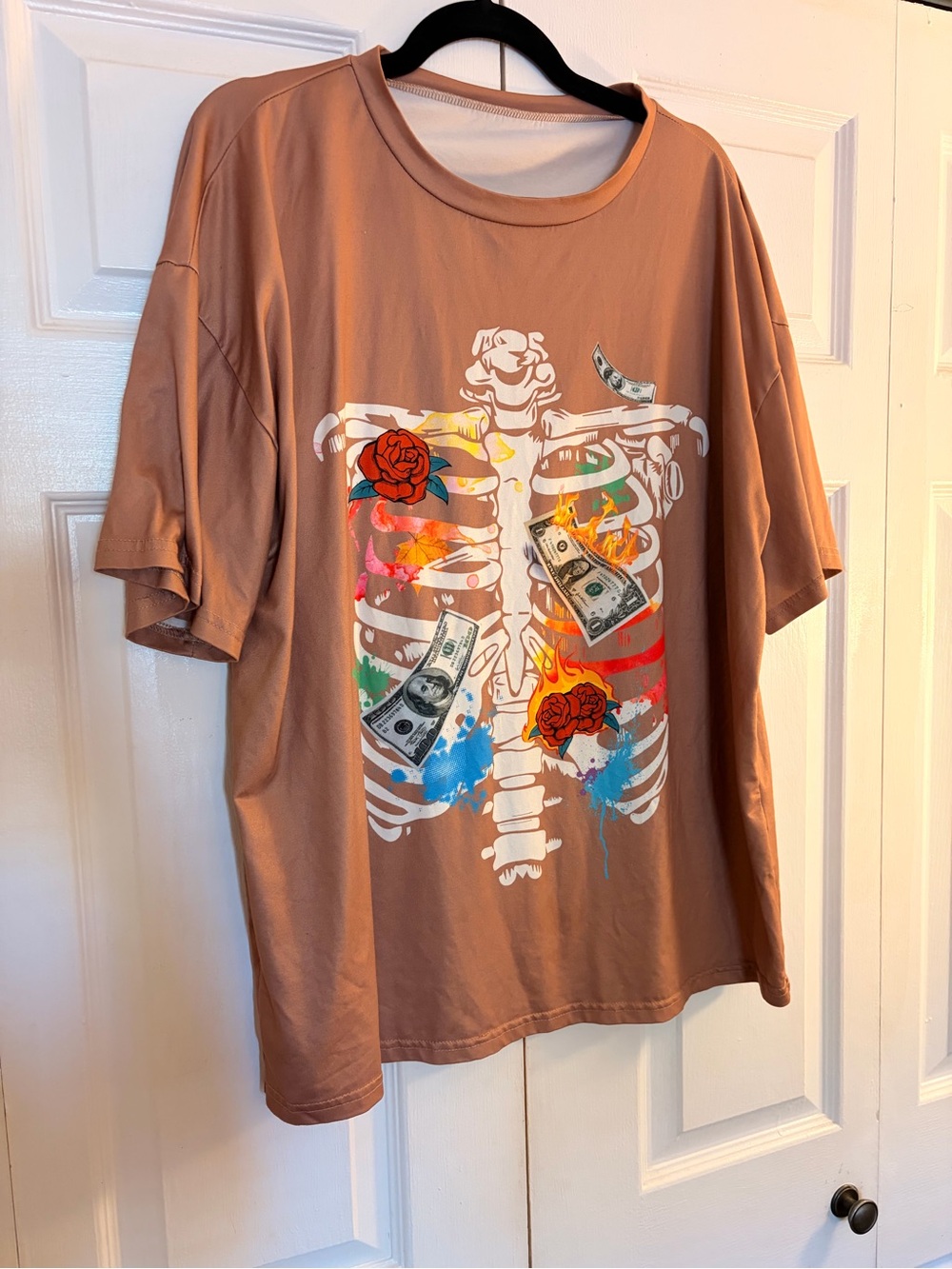 Graphic Tee with Skeleton Ribcage Design in Brown with Colorful Print